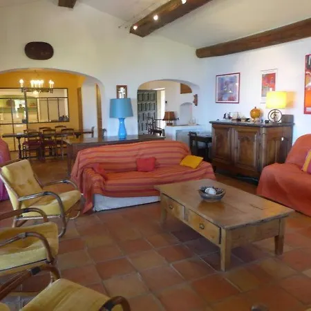 Sainte-maxime Sleeps 8 Pool Wifi *