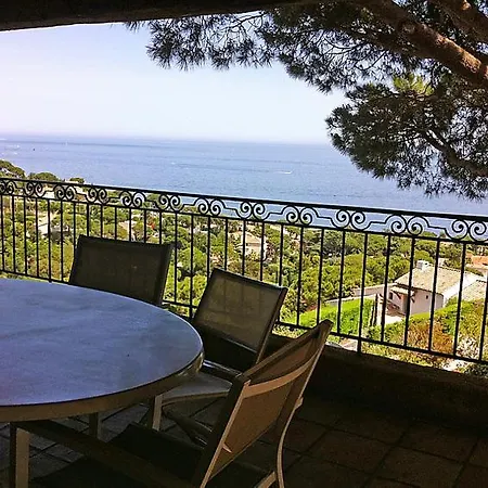 Sainte-maxime Sleeps 8 Pool Wifi *