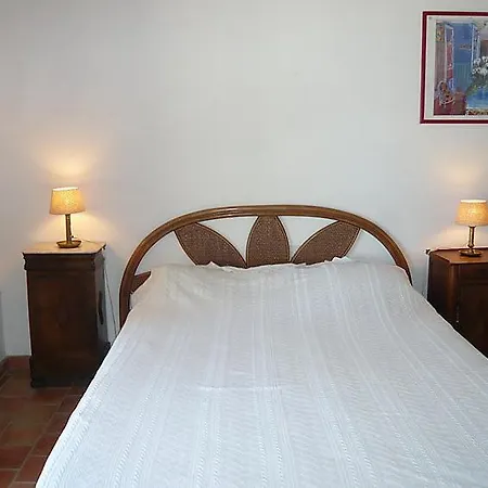 Sainte-maxime Sleeps 8 Pool Wifi Holiday home Sainte-Maxime