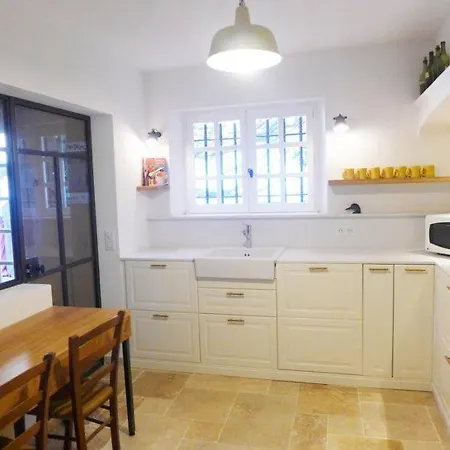 Nyaraló Sainte-maxime Sleeps 8 Pool Wifi *
